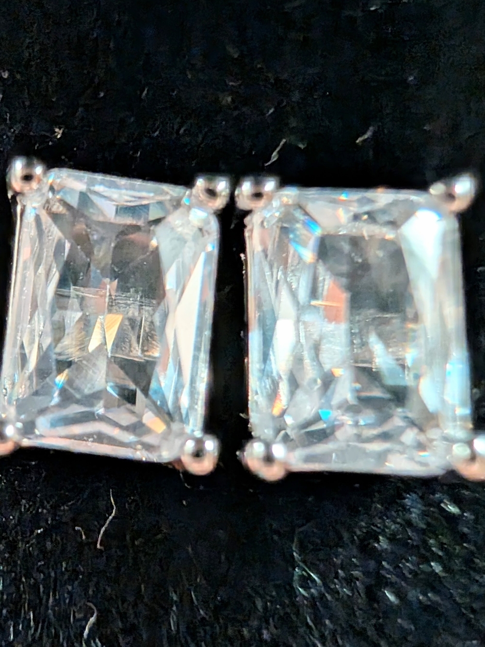 💎 Discount 💎 4 Carat Stud Earrings Moissanite - Diamond Stud Style - Picture 8 of 11